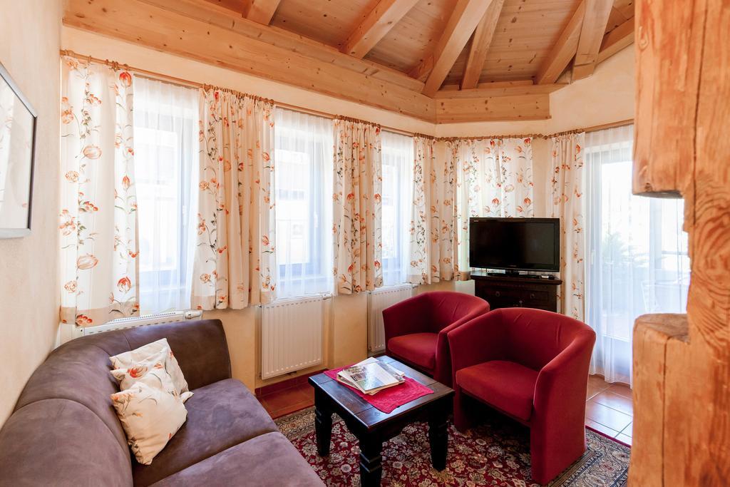 Alimonte Romantic Appartements Sankt Johann in Tirol Exterior foto